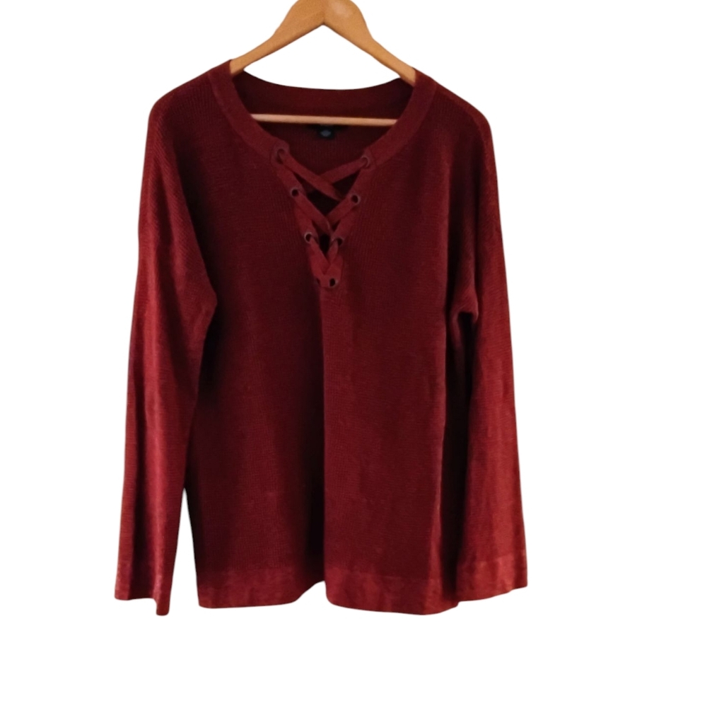 American Eagle V Neck knit Sweater Size L